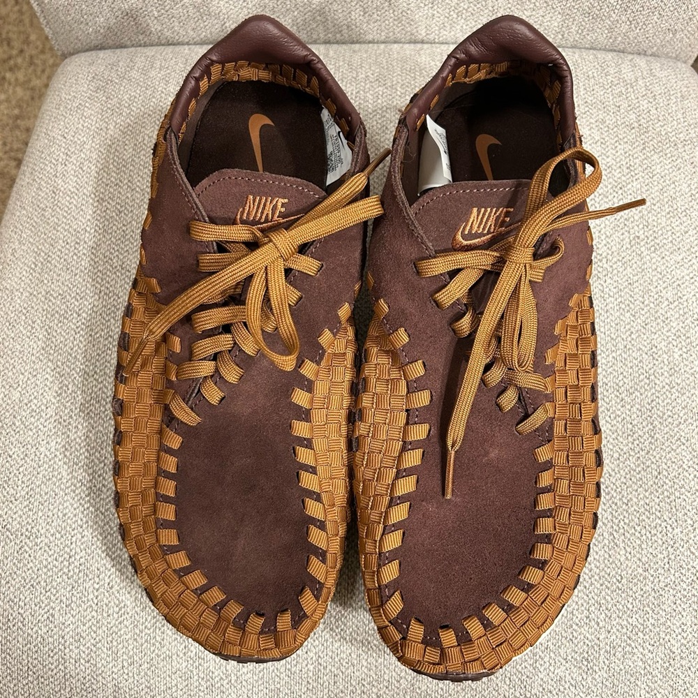 Nike Women’s Air Footscape Woven 'Earth' Brown and Tan Size 10